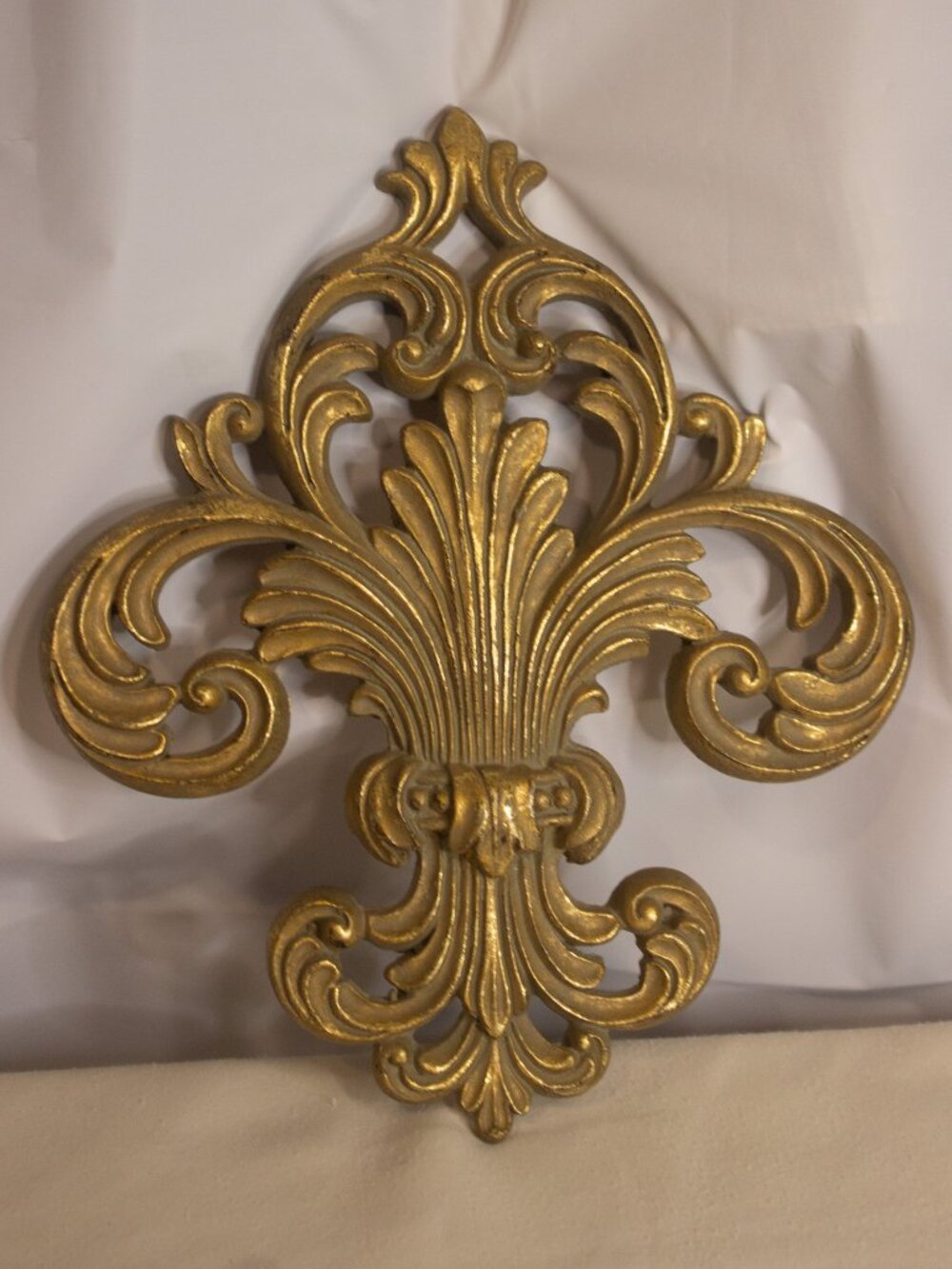 Ornate Gold Wall Accent – Baroque/Rococo Style – 12” × 9.75”